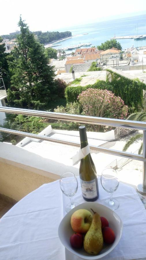 Villa Dm Baška Voda Εξωτερικό φωτογραφία